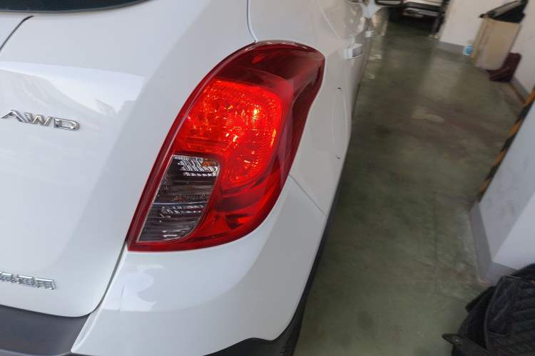 Used Buick Encore 2015 1.4T Automatic All-Wheel-Drive Flagship Model
