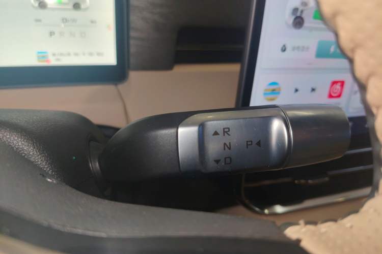 Used JETOUR Shanhai L9 2025 1.5TD 2DHT Flagship Edition 6 Seats
