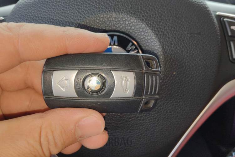 Used BMW X1 2015 sDrive18i Fashion Upgrade Edition Vehicle Key