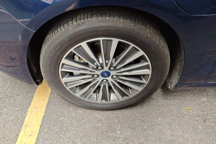 Used Ford Mondeo New Energy 2018 2.0 PHEV Smart-Controlled Fashion Edition China VI Standard
