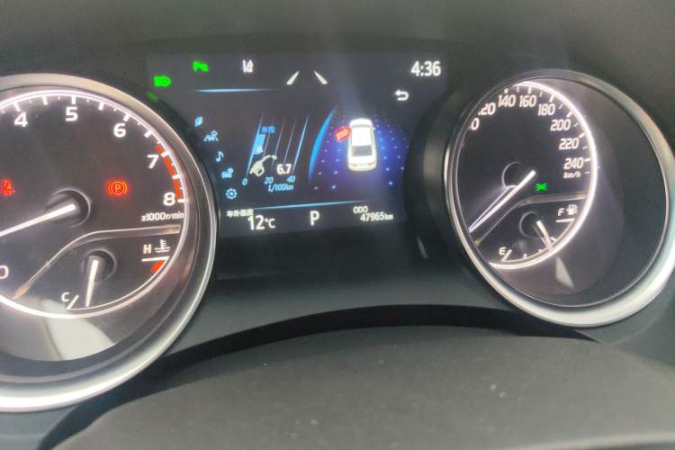 Used Toyota Camry 2021 2.0G Luxury Edition
