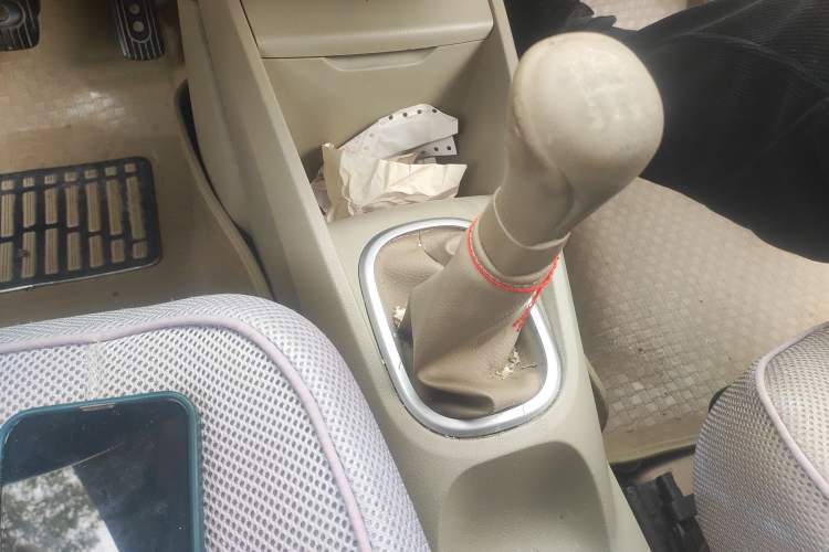 Used Venucia D50 2012 1.6L Manual Comfort Edition