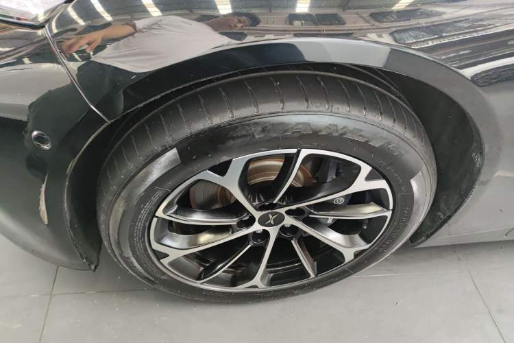 Used XPeng P7 2022 625E Exterior 4