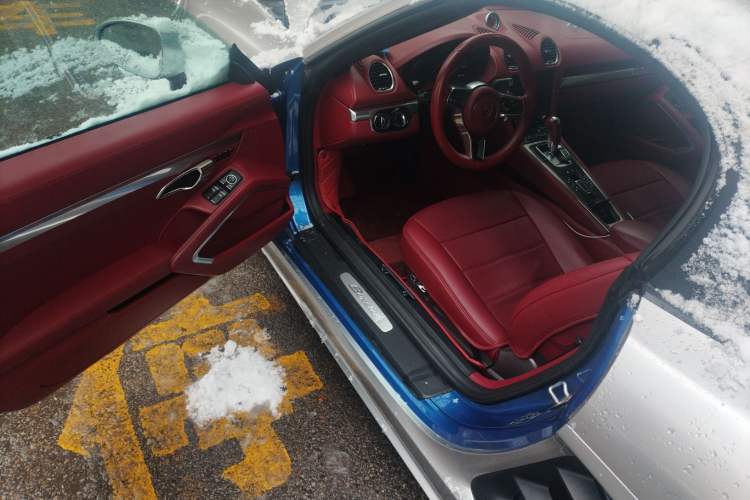 Used Porsche 718 2018 Boxster 2.0T
