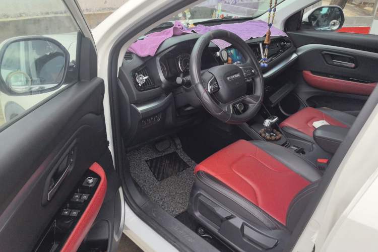 Used Haval H2s 2018 Blue Label 1.5T Dual-Clutch Comfort Model