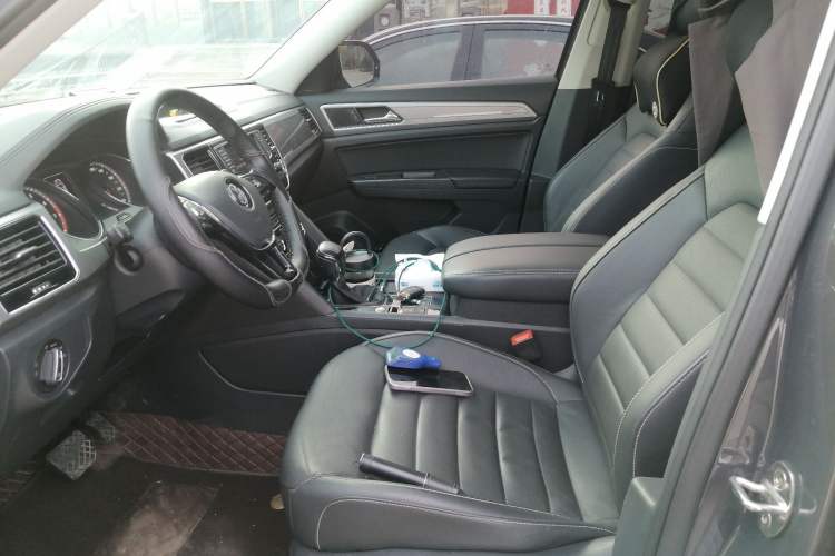 Used Volkswagen Teramont 2017 330TSI Two-Wheel-Drive Luxury Edition Left Front Seat