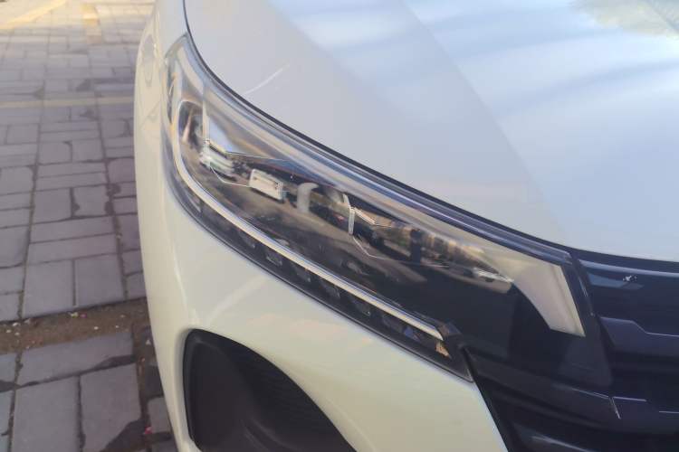 Used GAC Trumpchi GS4 2021 270T Automatic Elite Tech Edition Right Front Headlight