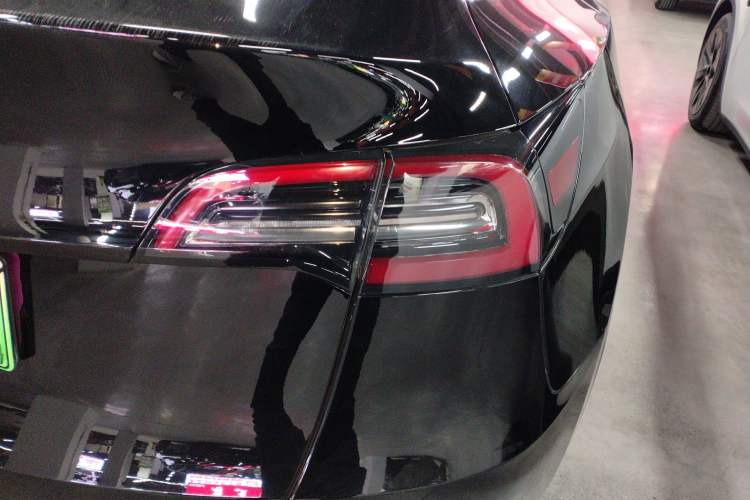 Used Tesla Model Y 2021 Long-Range All-Wheel-Drive Version 3D7
