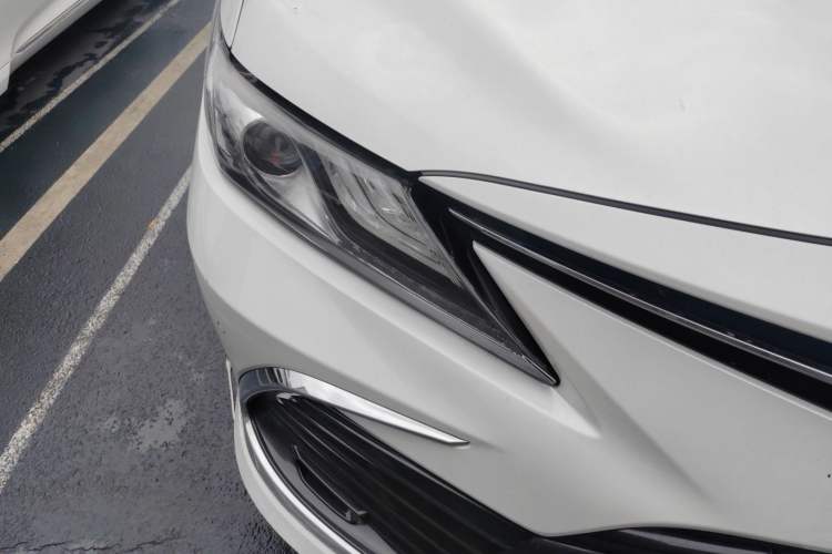 Used Toyota Camry 2021 2.0G Luxury Edition Right Front Headlight