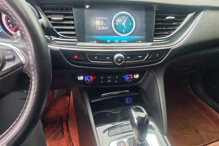 Used Buick Regal 2019 20T Elite Version China VI Standard Audio And AC Panel