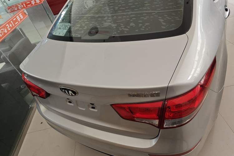 Used Kia K2 2015 Sedan 1.4L MT GLS