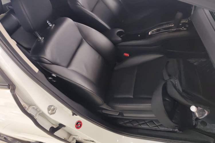 Used Honda Vezel 2017 1.8L CVT Front-Wheel Drive Pioneer Edition
