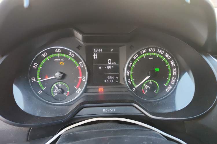 Used Skoda Octavia 2019 1.5L Automatic SmartDrive Comfort Edition China VI Standard
