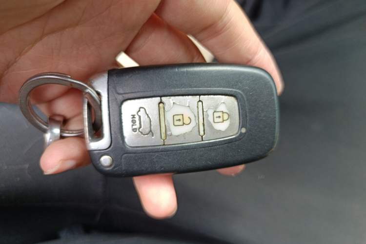 Used Kia Sorento 2012 2.2T Diesel Supreme Edition Vehicle Key