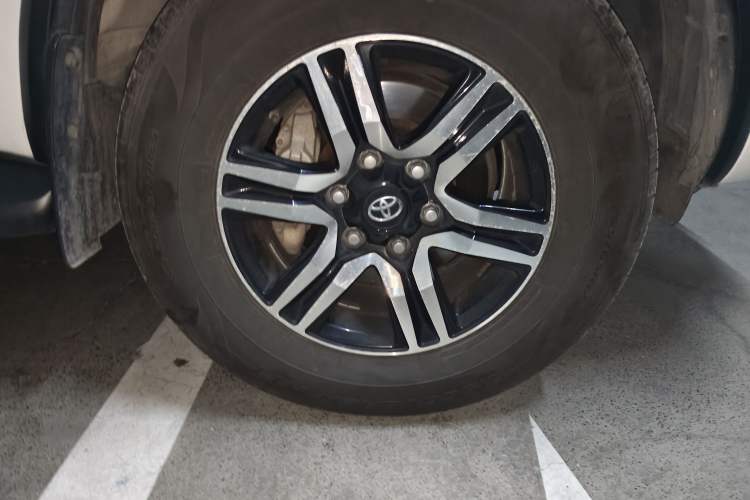 Used Toyota Fortuner 