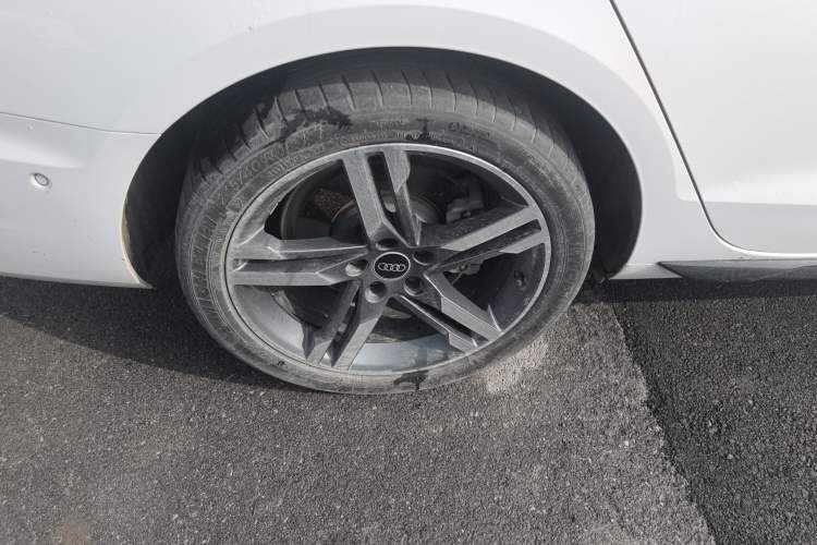 Used Audi A4L 2022 40 TFSI Luxury Dynamic Model