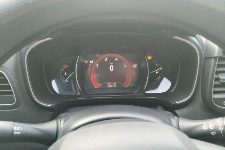 Used Renault Koleos 2017 2.0L Two-Wheel Drive Comfort Edition