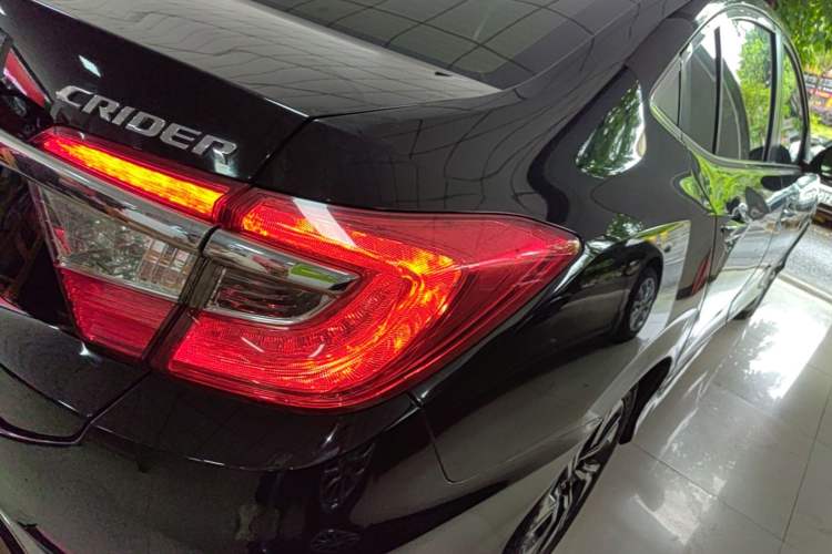 Used Honda Crider 2016 1.8L CVT Luxury Edition
