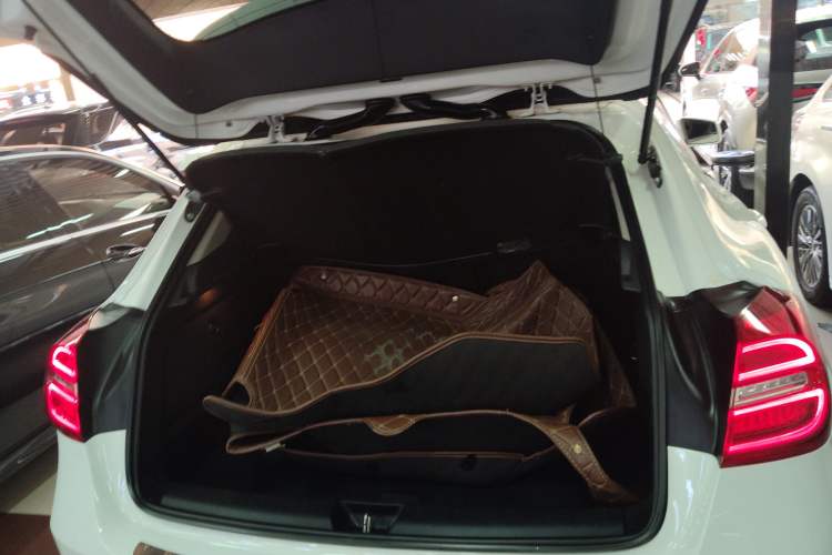 Used Mercedes-Benz GLA 2015 GLA 220 4MATIC Fashion Model