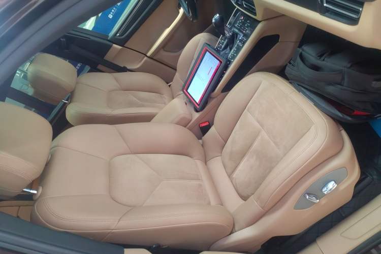 Used Porsche Macan 2018 Macan 2.0T