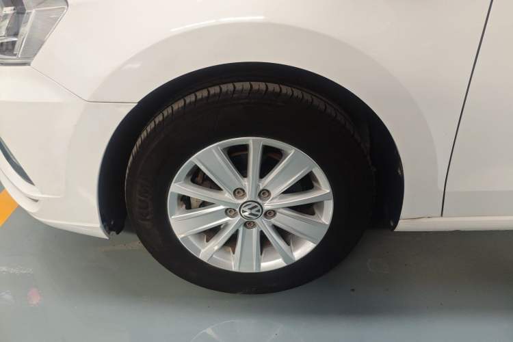 Used Volkswagen Jetta 2017 1.4L Manual Fashion Edition
