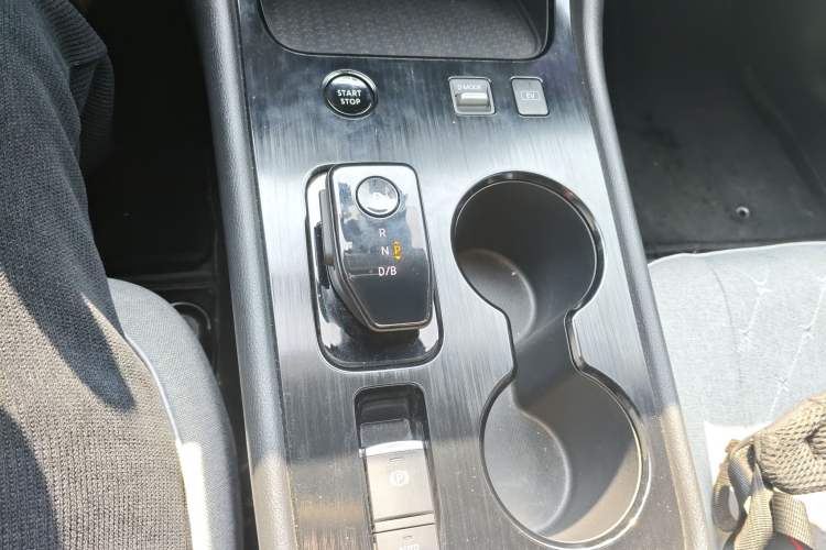 Used Nissan Sylphy 2022 Electric-Drive e-POWER Super Connect PLUS Gear Lever