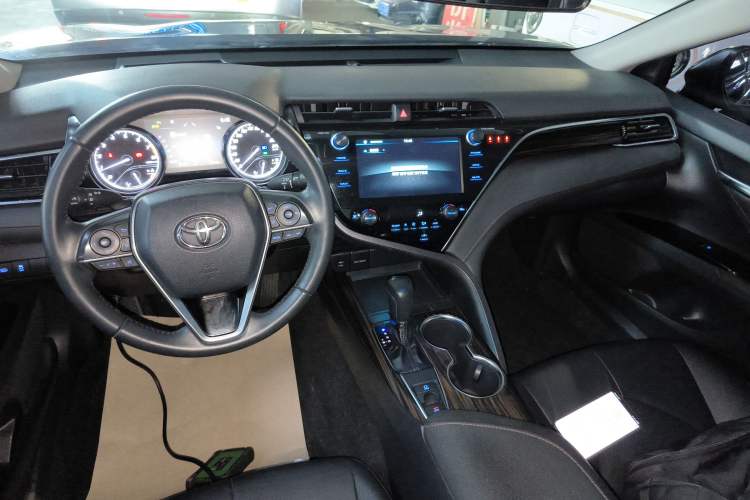 Used Toyota Camry 2019 Revised Version 2.0G Luxury Edition