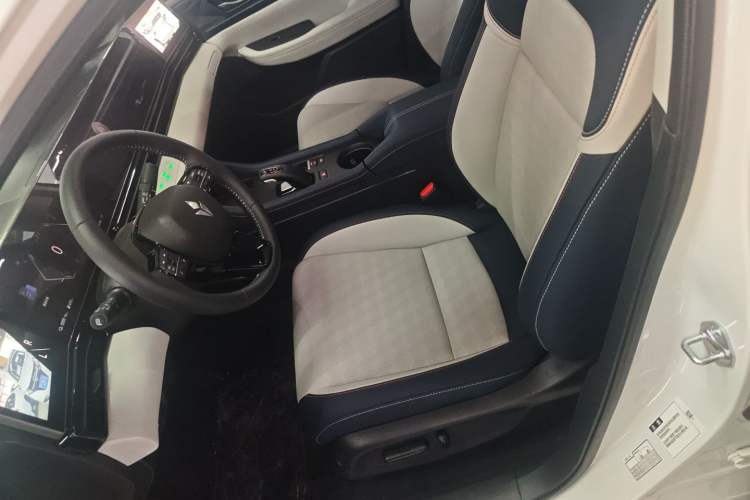 Used Lingxi L 2024 Player No. 1 Edition Left Front Seat