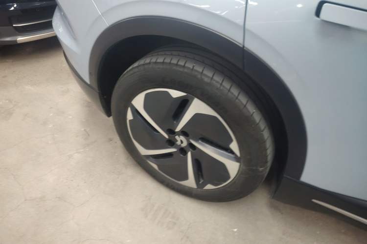 Used Nio EC6 2023 75 kWh