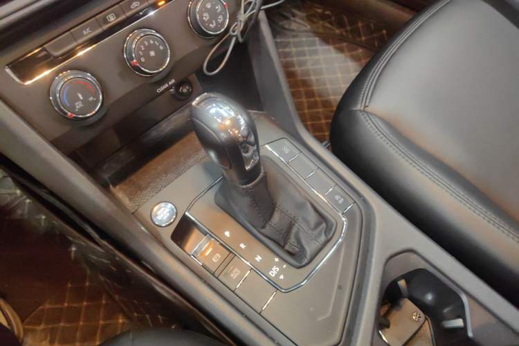 Used Volkswagen Tharu 2021 280TSI Two-Wheel Drive Trend Edition
