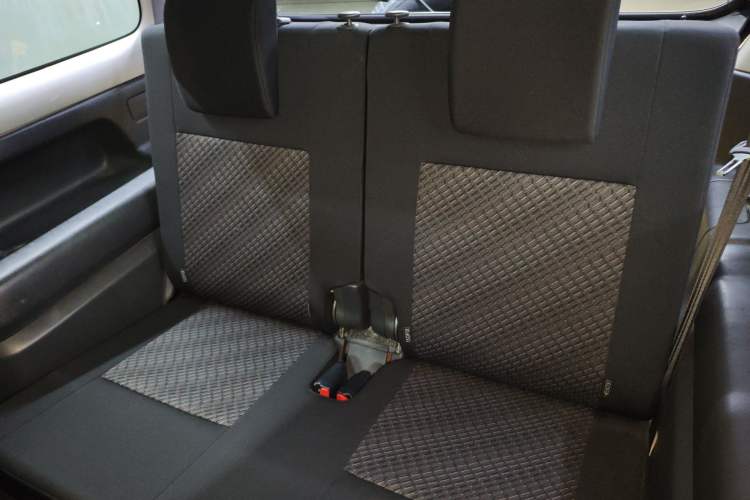 Used Suzuki Jimny 2015 1.3 AT JLX Left Rear Seat