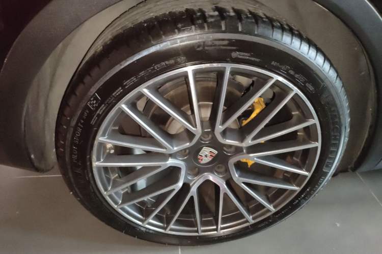 Used Porsche Cayenne 2019 Cayenne 3.0T Exterior 5