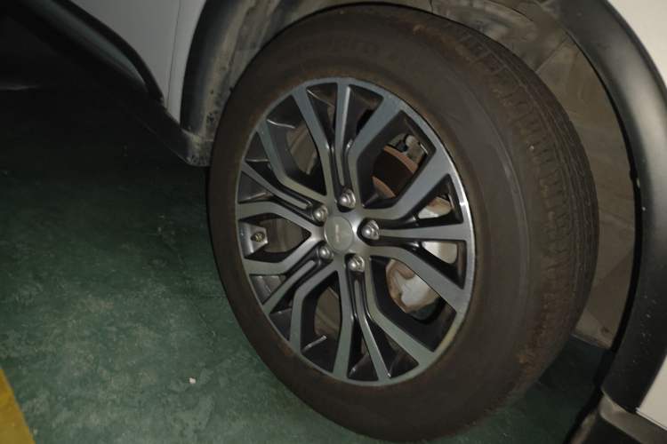 Used Mitsubishi Outlander 2018 2.0L Two-Wheel Drive Glory Edition 5 Seats