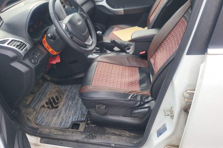 Used Chery Tiggo 3 2015 1.6L Manual Zhishang Sport Edition Left Front Seat