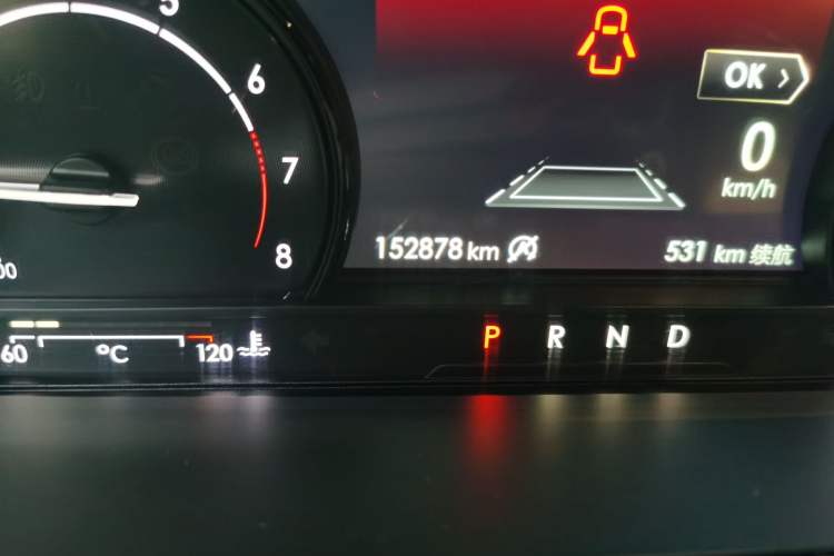 Used Lincoln Corsair 2020 2.0T Four-Wheel Drive Luxury Edition Odometer Close Up