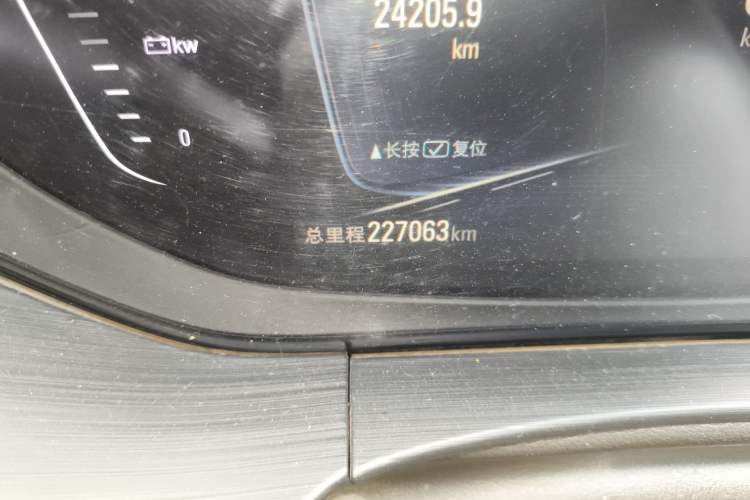 Used Buick Velite 6 2019 Connected Fashion Model