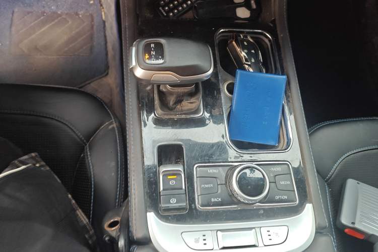 Used BAIC Off-Road BJ40 2018 40L 2.0T Manual Diesel Four-Wheel Drive Prestige Edition
