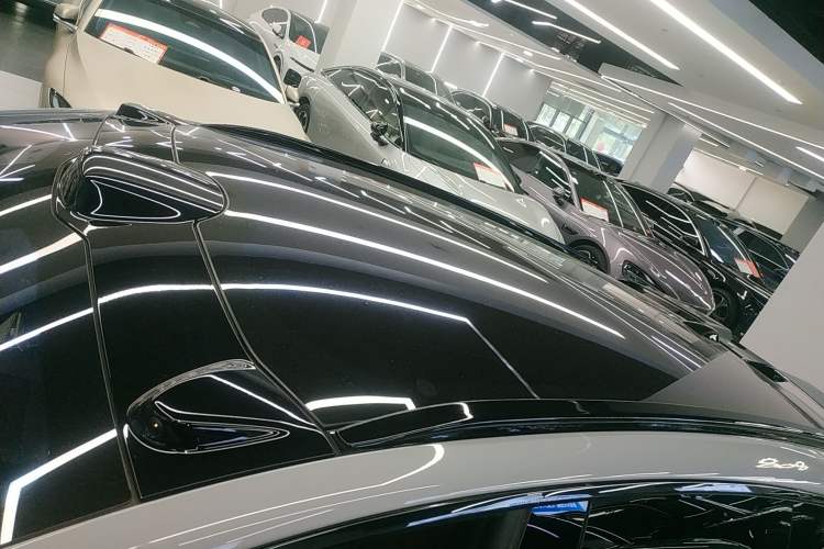 Used Nio ET5T 2024 75kWh Touring Roof