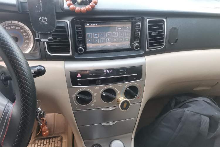 Used Toyota Corolla EX 2013 1.6L Automatic Luxury Edition