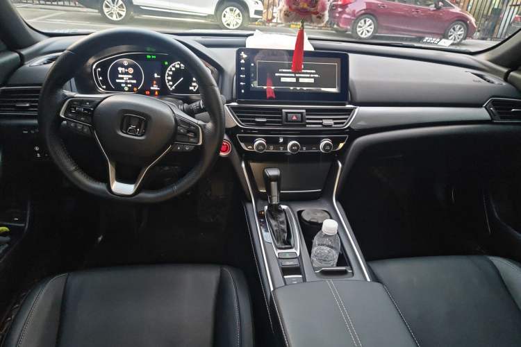 Used Honda Inspire 2023 260TURBO Deluxe Edition Center Console