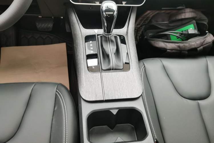 Used Venucia D60 2023 PLUS 1.6L XL CVT Yue Ling Edition
