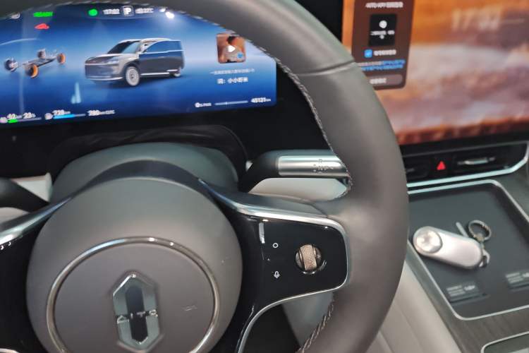 Used Hima AITO M9 2024 Range-Extended Max Edition 42 kWh 6-Seater Version Gear Lever