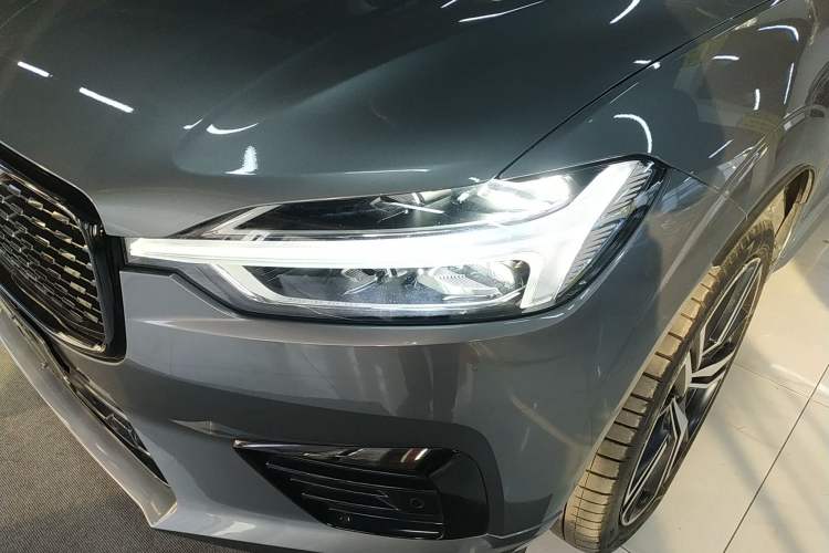 Used Volvo XC60 New Energy 2021 T8 E-Drive Hybrid Smart & Dynamic Edition