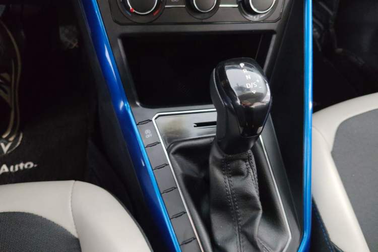 Used Volkswagen Polo 2019 Plus 1.5L Automatic Colorful Technology Edition Gear Lever