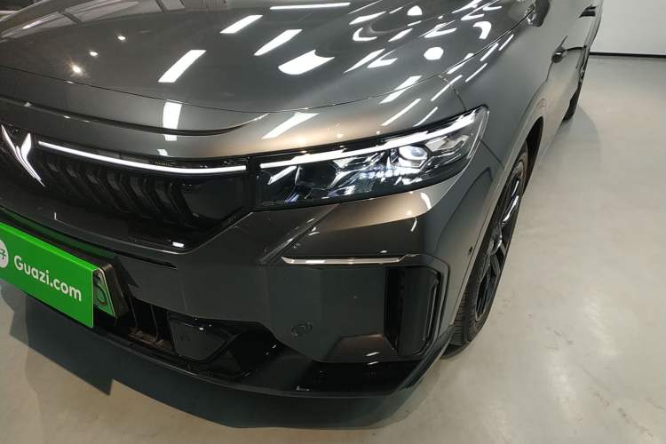 Used VOYAH FREE 2025 318 318 km Rear-Drive Touring Edition
