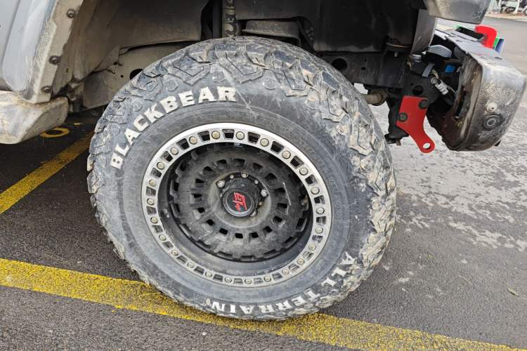 Used Jeep Wrangler 2019 2.0T Sahara Four-Door Version China VI Emission Standard
