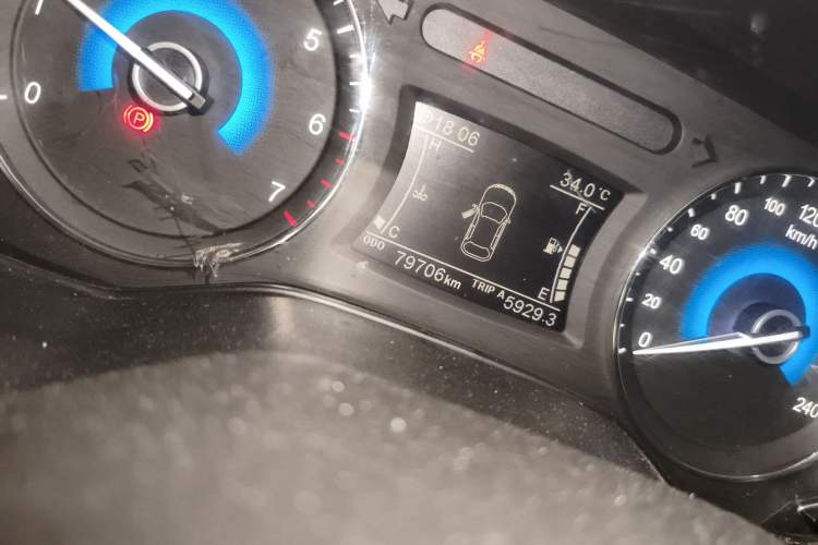 Used Dongfeng Fengon 580 2021 ☆ Star Edition 1.5T Manual Luxury Version Odometer Close Up