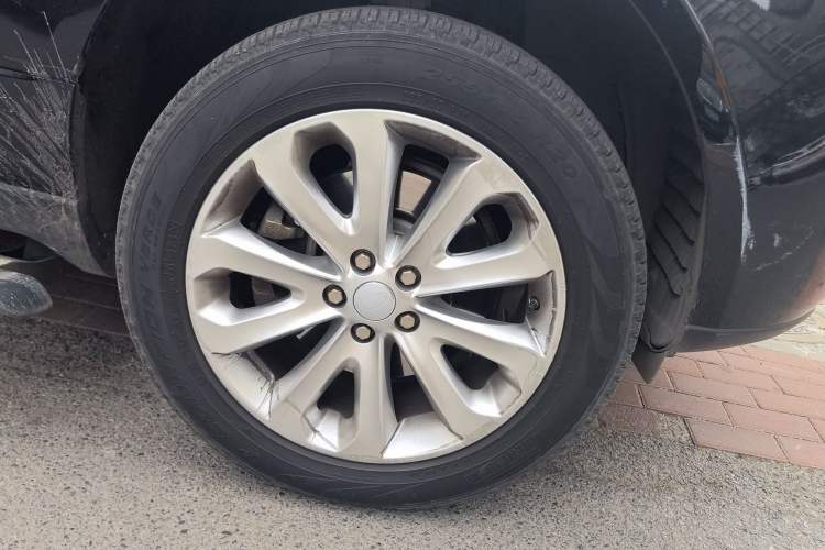 Used Land Rover Range 2016 3.0 SC V6 Vogue Right Front Wheel Hub