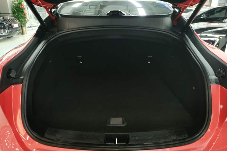 Used Avatr 06 2025 Pro Range-Extended Edition Trunk