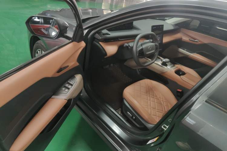 Used CHANGAN NEVO A05 2024 145 Pro
